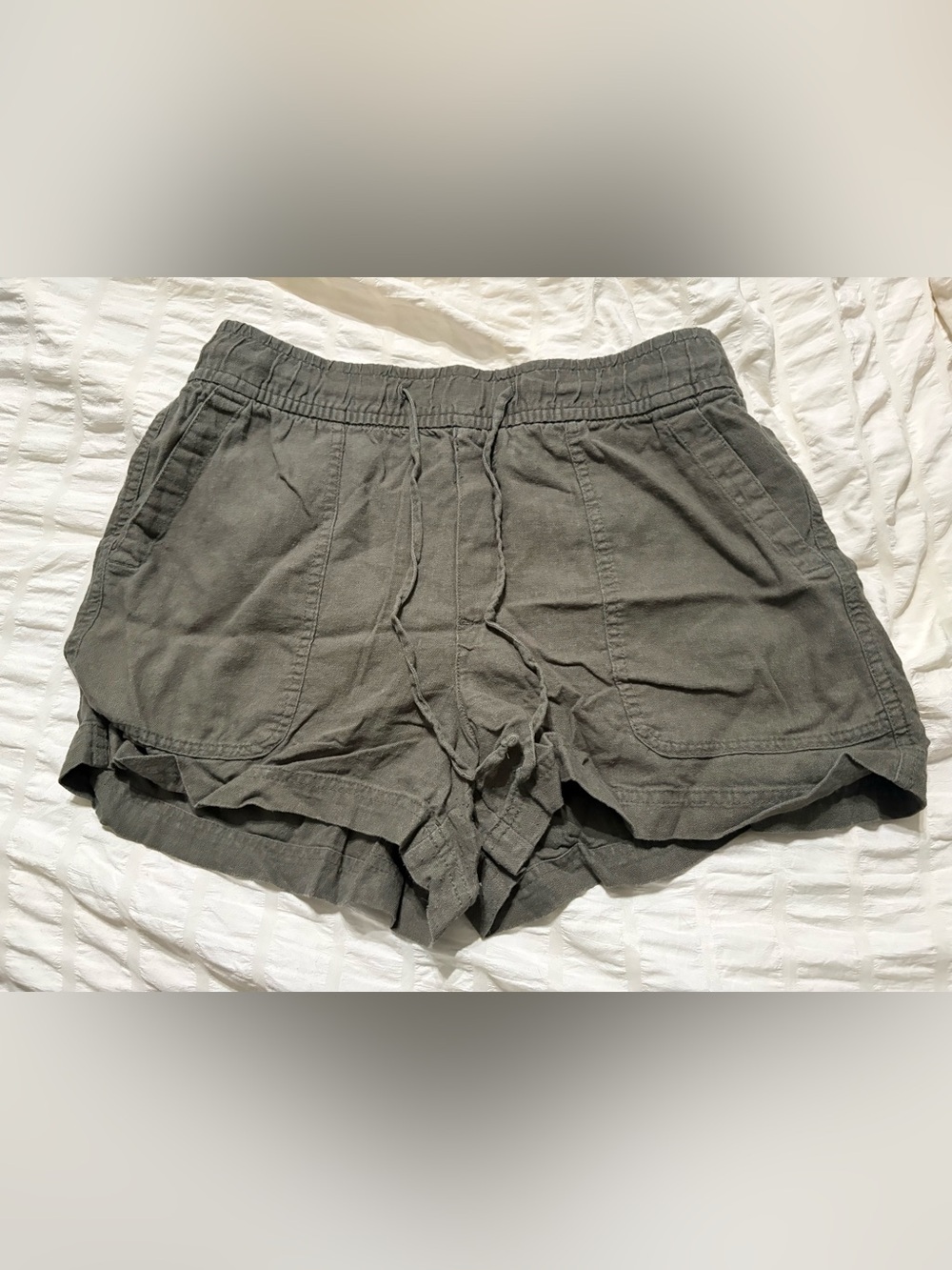 GAP Olive Gray Drawstring Casual Cargo Shorts